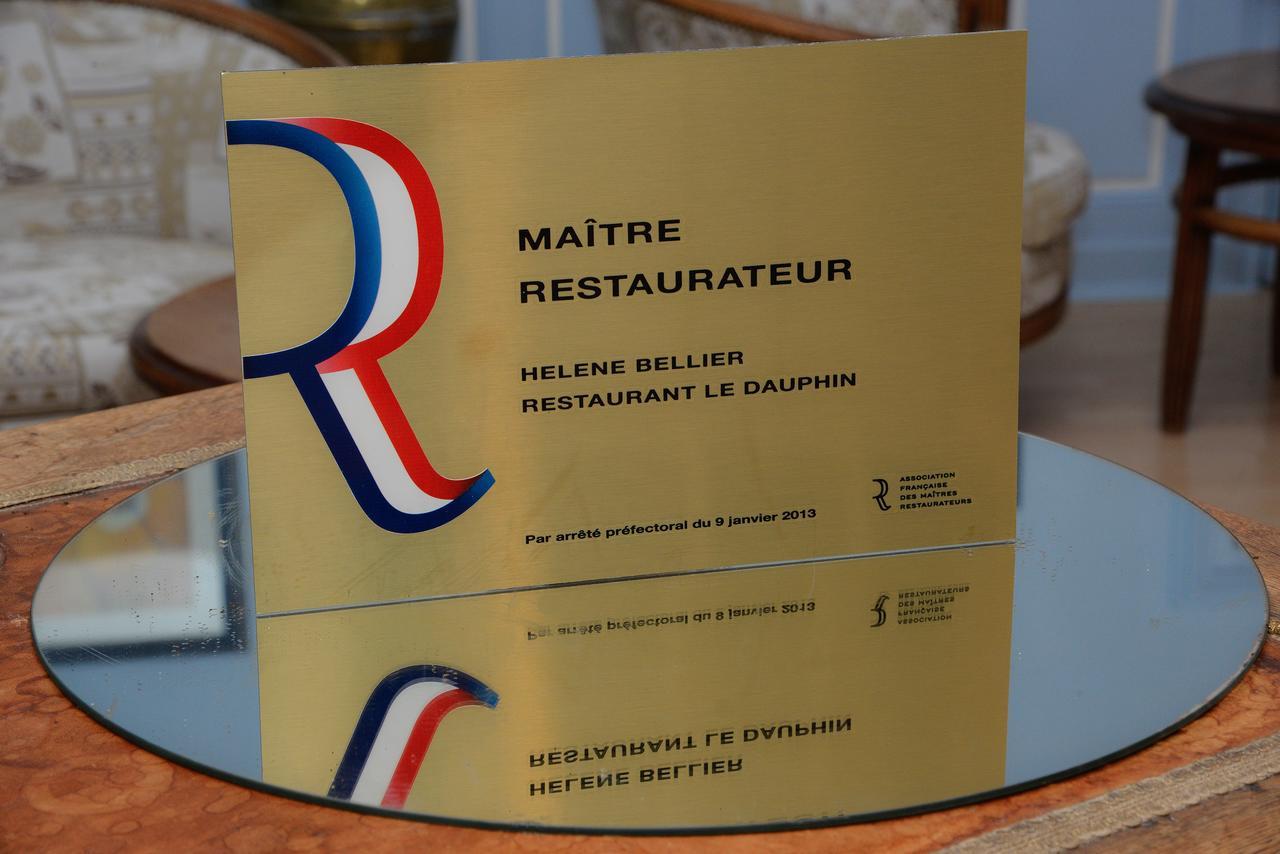 Logis Hotel Et Restaurant Du Dauphin Sees Luaran gambar
