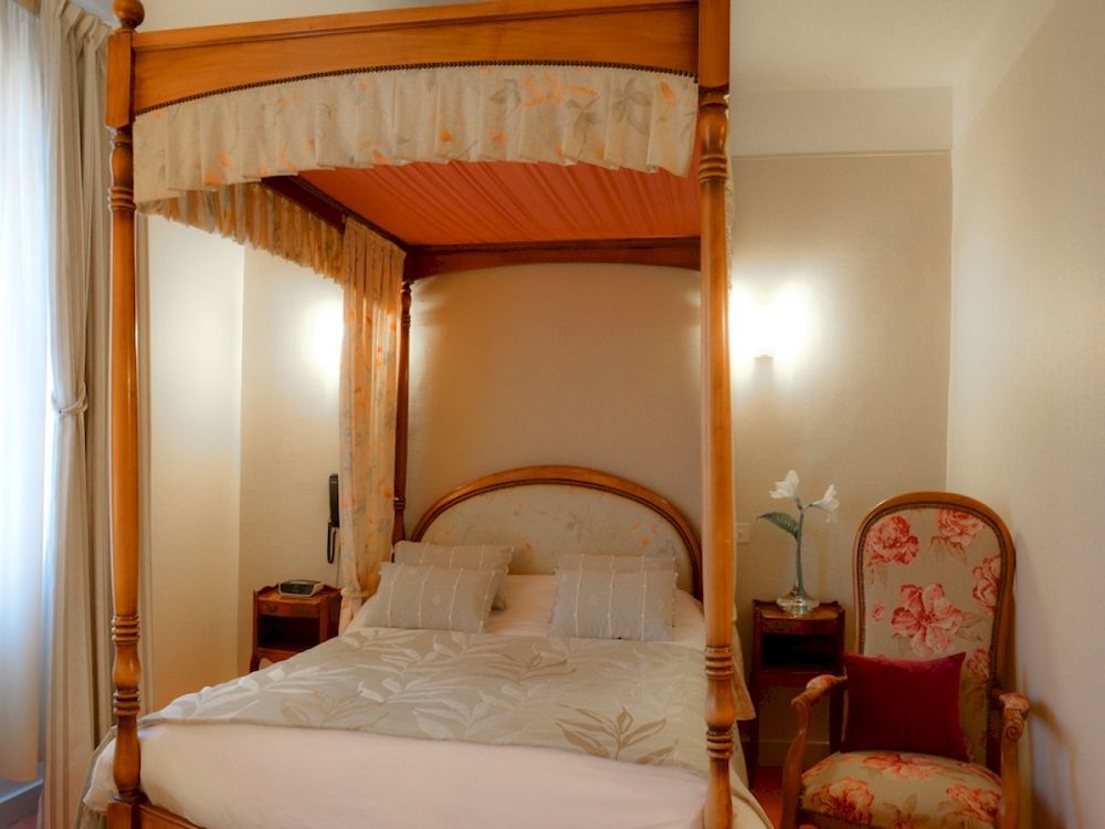 Logis Hotel Et Restaurant Du Dauphin Sees Luaran gambar